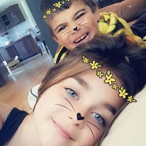 Meet your Posher, Crystal